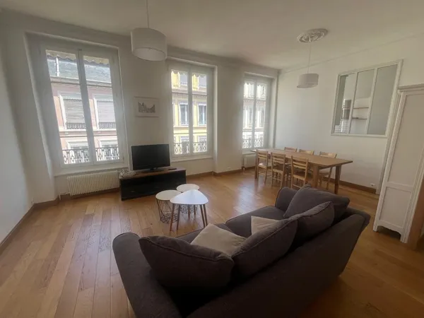 Appartement 4 pièces 96 m²