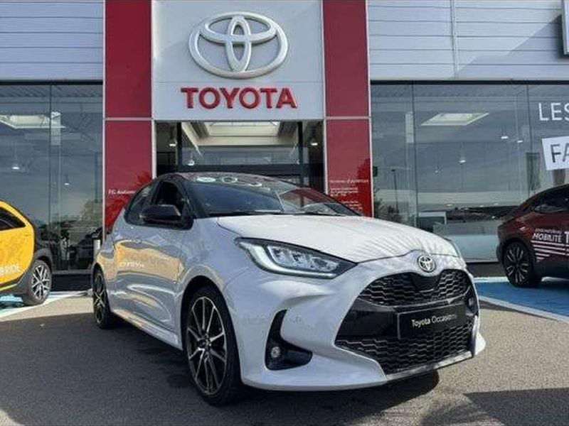 Toyota YARIS Toyota Yaris 116h GR Sport Pack Techno + Toit Pano 5p MY22 — photo 1