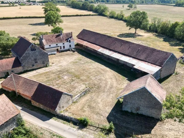 Ancien corps de ferme