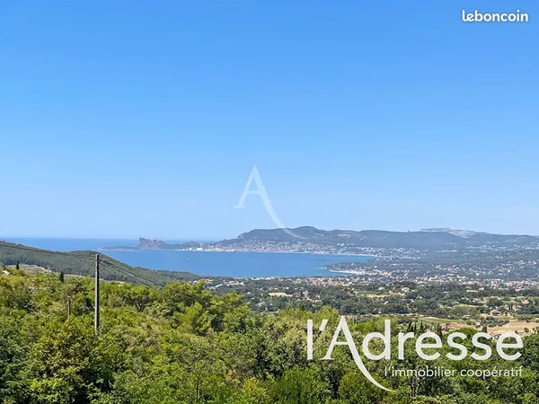 Villa 6 pièces 210 m²