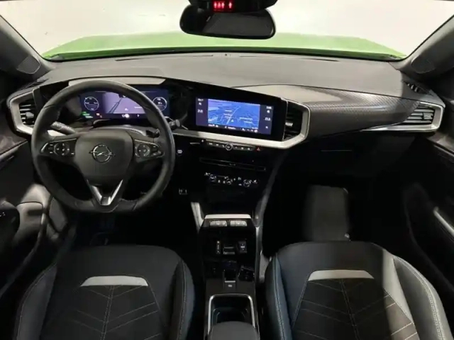 Opel Mokka electric 136 ultimate / alcantara / triphasé 11kw / gps / soh 100% — photo 7
