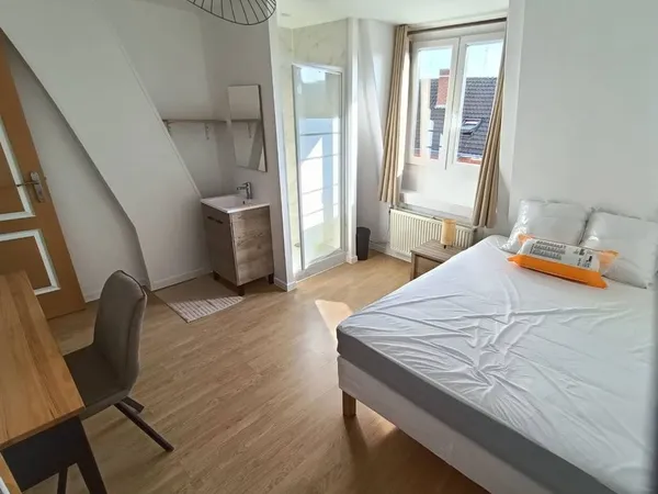 4 chambres dans colocation refaite à neuf