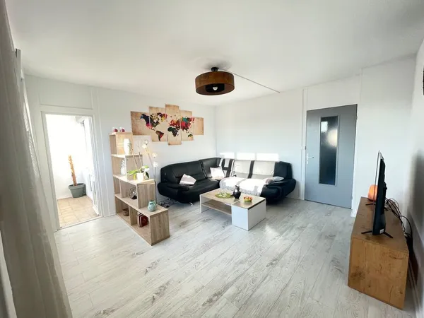 Appartement T4 avec balcon neuf avec vue sur le Canigou
