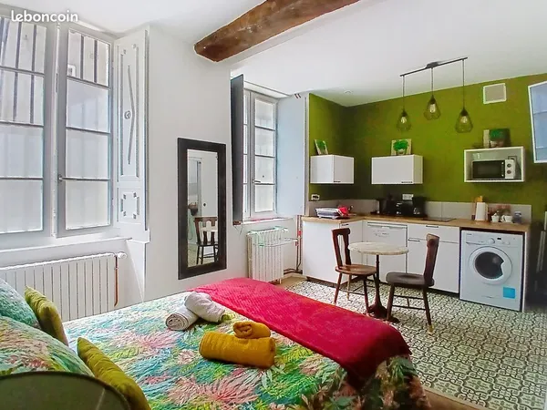 Studio meublé- Bail mobilité - Tout compris- Oloron centre