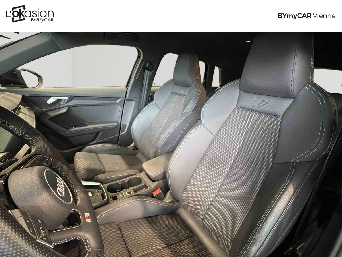 Audi A3 Sportback 35 TFSI Mild Hybrid 150 S tronic 7 — photo 11