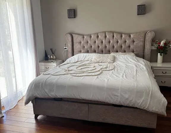 Maison 6 pièces 210 m²