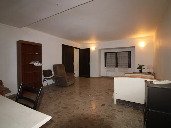 MAISON DE VILLAGE + TERRASSE.