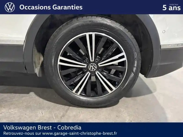 Volkswagen Tiguan 2.0 tdi 150ch elegance dsg7 — photo 14