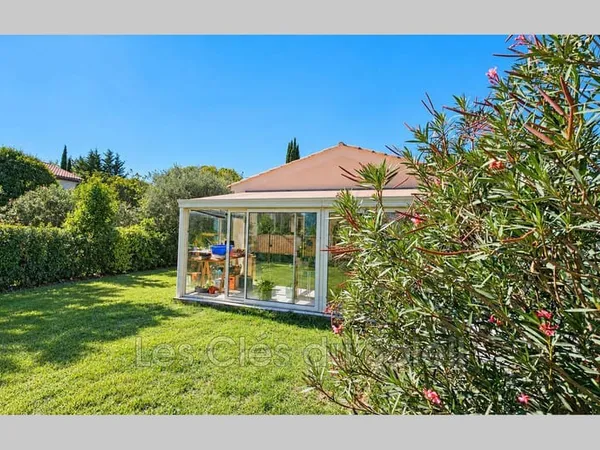 Maison de plain-pied 3 pièces 67 m²