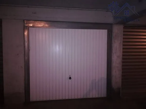 Parking 13 m²