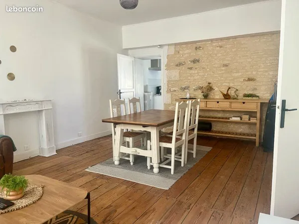 Appartement 48 m² rénové en 2024 - Meublé de tourisme 3★ - Idéal investissement locatif - Rochefort