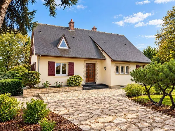 Maison 6 pièces 183 m²