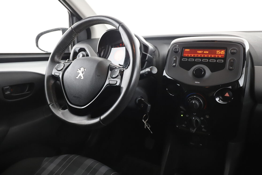 Peugeot 108 1.0 VTi Style ETG5 — photo 12