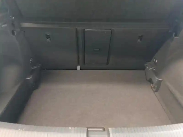 Volkswagen T-Roc 2.0 tdi 150ch r-line dsg7 — photo 10