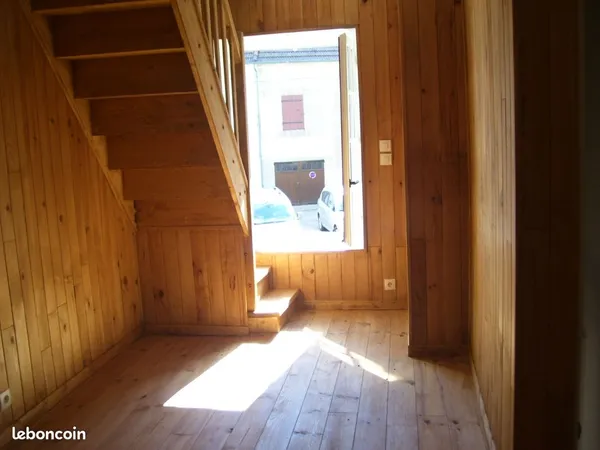Maison Location Saint-Eugène 3p 30m² 500€