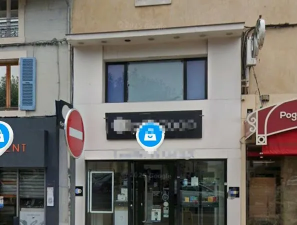 LOCAL COMMERCIAL 135 m² - HYPER CENTRE ROMANS-SUR-ISÈRE - PLACE JEAN JAURÈS