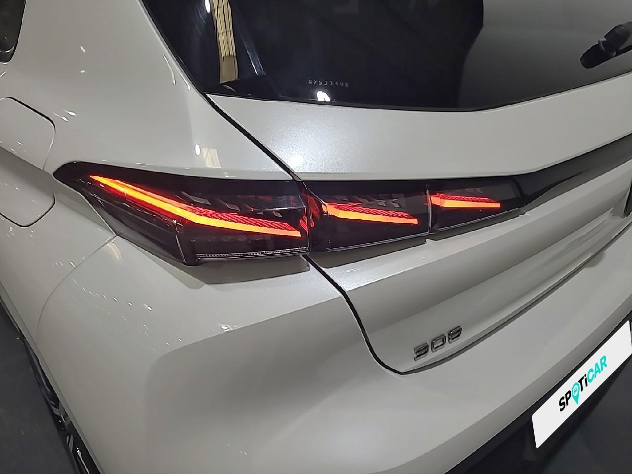 Peugeot 308 phev 180 e-eat8 gt — photo 26