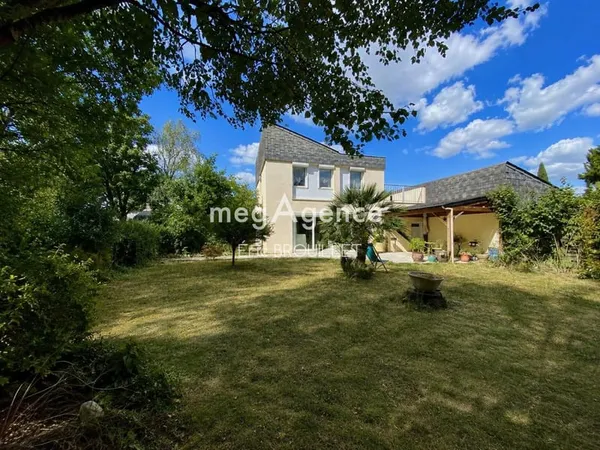 4 chambres, jardin, garage : tout y est