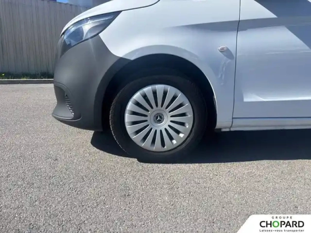 Mercedes Vito fourgon 116 cdi extra long bva rwd — photo 17