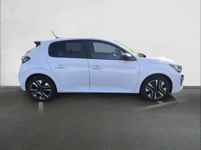 Peugeot 208 hybrid 110 ch e-dcs6 — photo 24