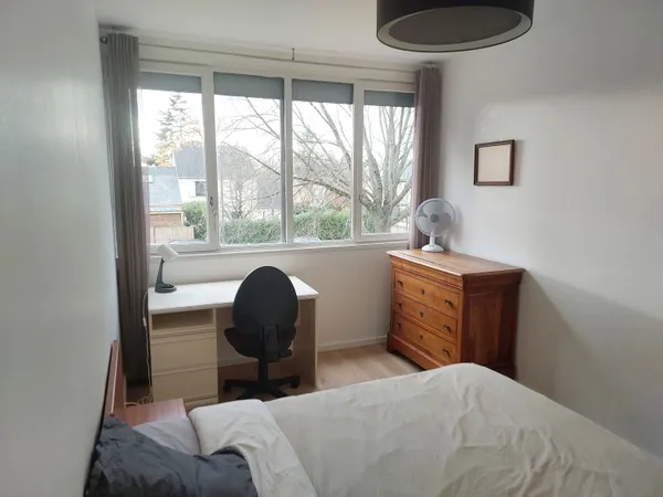 Loue chambre 14m² Val de Chézine, résidence privée arborée et sécurisée + parking, Tram 3 Saint-Herb