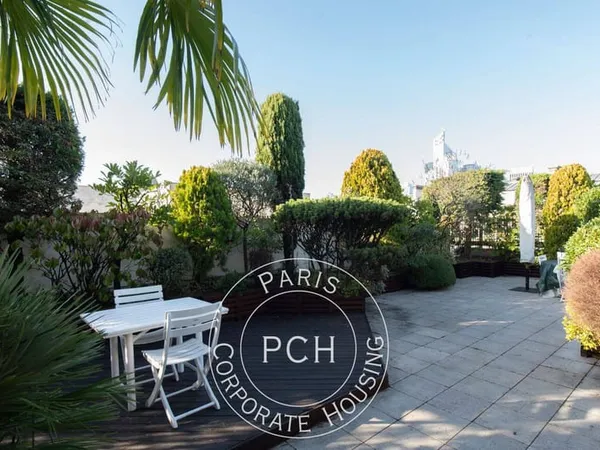 Appartement 6 pièces 237 m²
