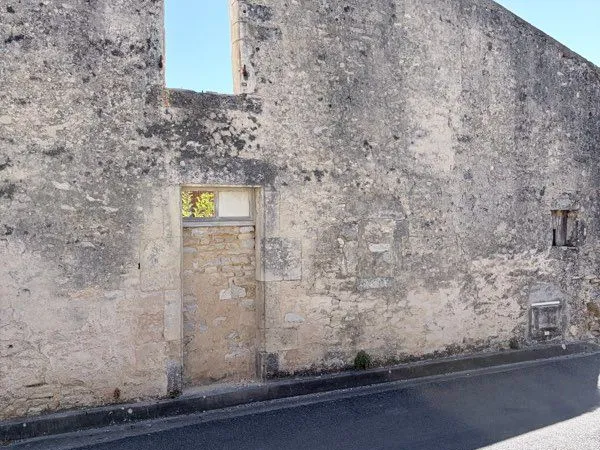 Local d’activité et entrepôt Vente Beauvais-sur-Matha 3p 133m² 17000€