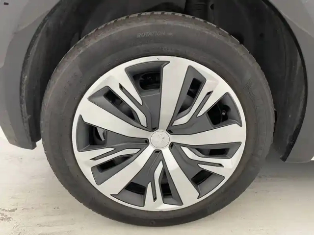 Peugeot 208 electrique 50 kwh 136ch — photo 19