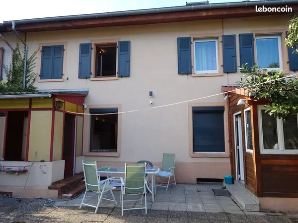 Maison 7 pièces 140 m²
