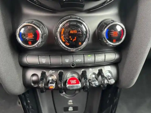 Mini Mini cooper 136ch  edition camden bva7 — photo 11