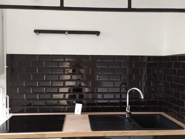 T2 TRAVERSANT DE 49,9 m² - CUISINE ÉQUIPÉE, CAVE