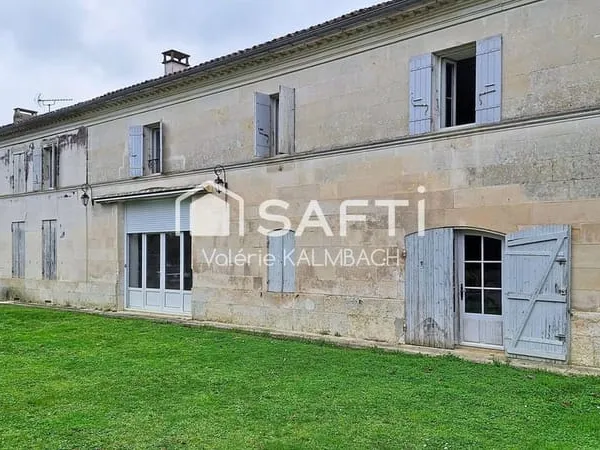 Belle propriété de caractère à rénover