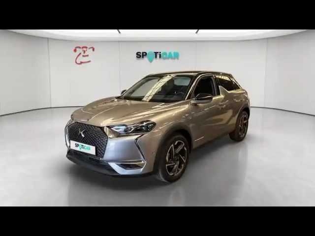 Ds Ds 3 crossback bluehdi 130ch grand chic automatique 7cv — photo 1