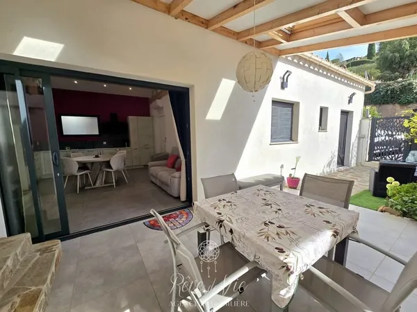 CHALET RÉCENT 3 PIÈCES AVEC TERRASSE