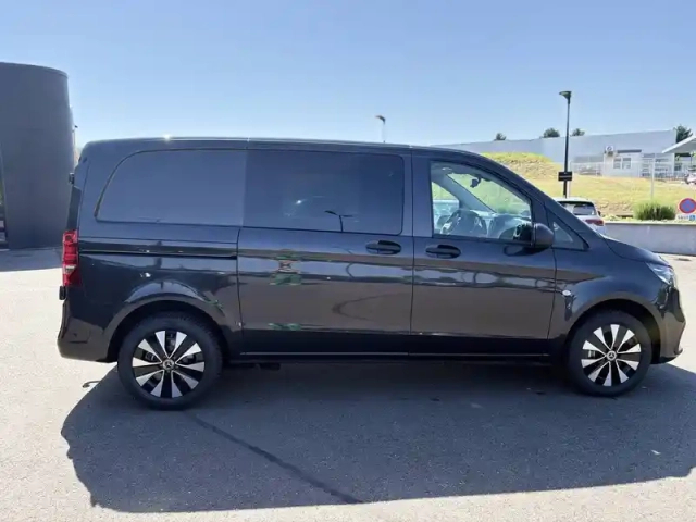 Mercedes Vito mixto 116 cdi compact 9g-tronic rwd — photo 13