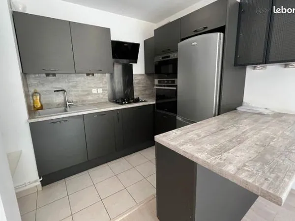 Appartement Location Lyon 3p 61m² 885€