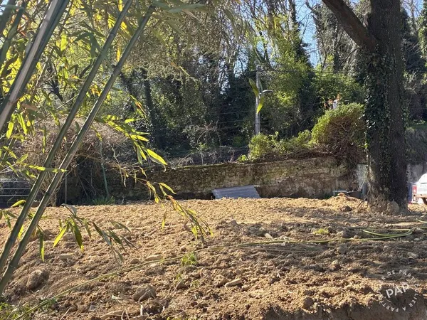 Terrain 460 m²
