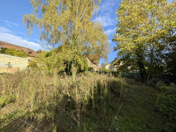 Terrain en individuel 377 m²