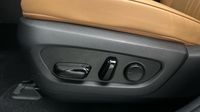 Lexus Nx 450h+ Luxe 4WD MY24 — photo 31
