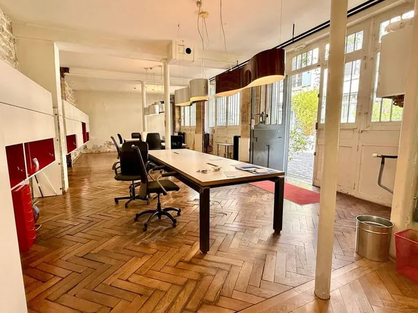 Local commercial 85 m²