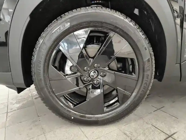 Citroën C5 Aircross hybride 145 e-dcs6 — photo 13