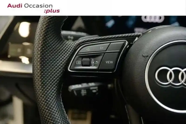 Audi A3 35 tfsi mild hybrid 150 s tronic 7 s line — photo 5