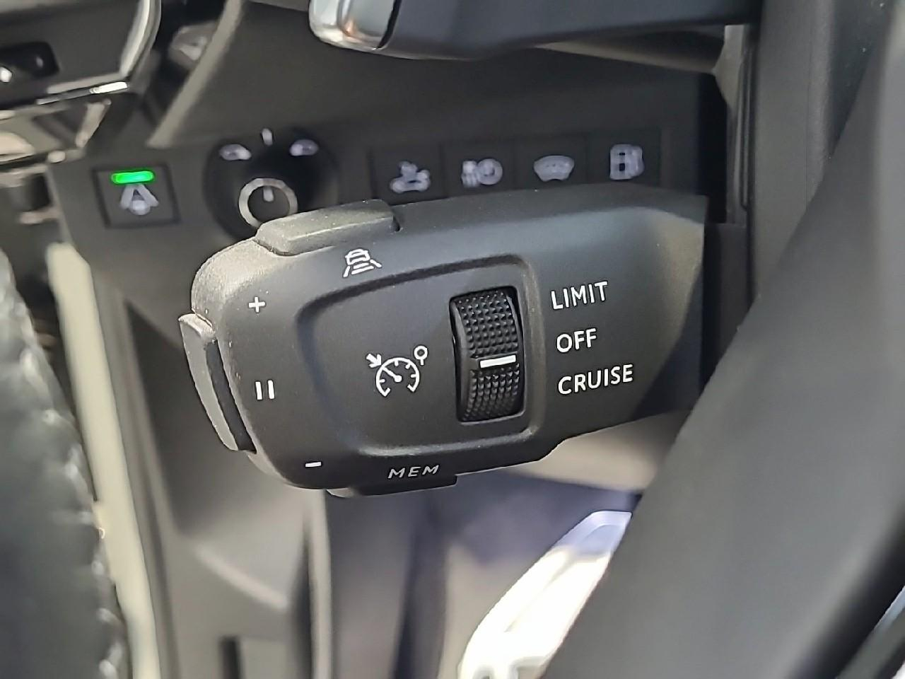 Ds Ds 7 crossback hybride rechargeable e-tense 225 eat8 opera — photo 23