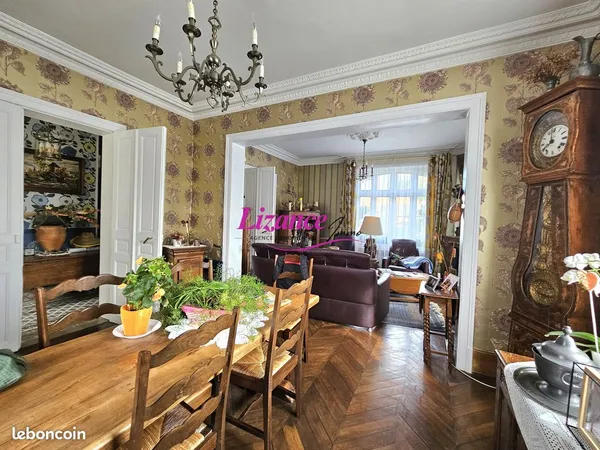 Maison 8 pièces 172 m²