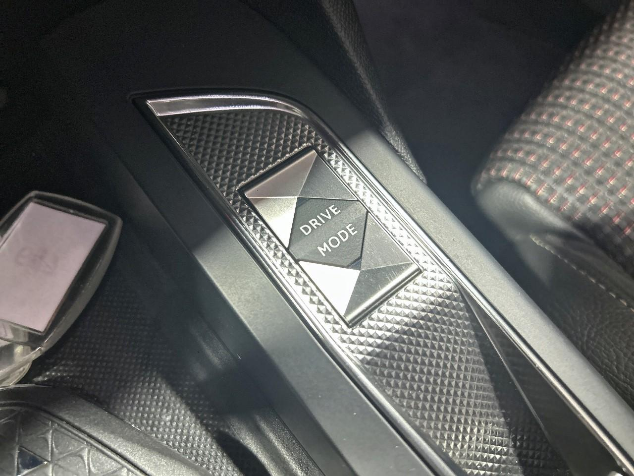 Ds Ds 3 puretech 100 bvm6 performance line — photo 24