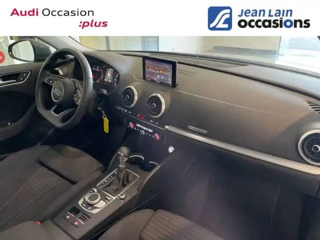 Audi A3 sportback 35 tdi 150 s tronic 7 — photo 11