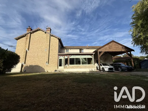 Maison 8 pièces 180 m²