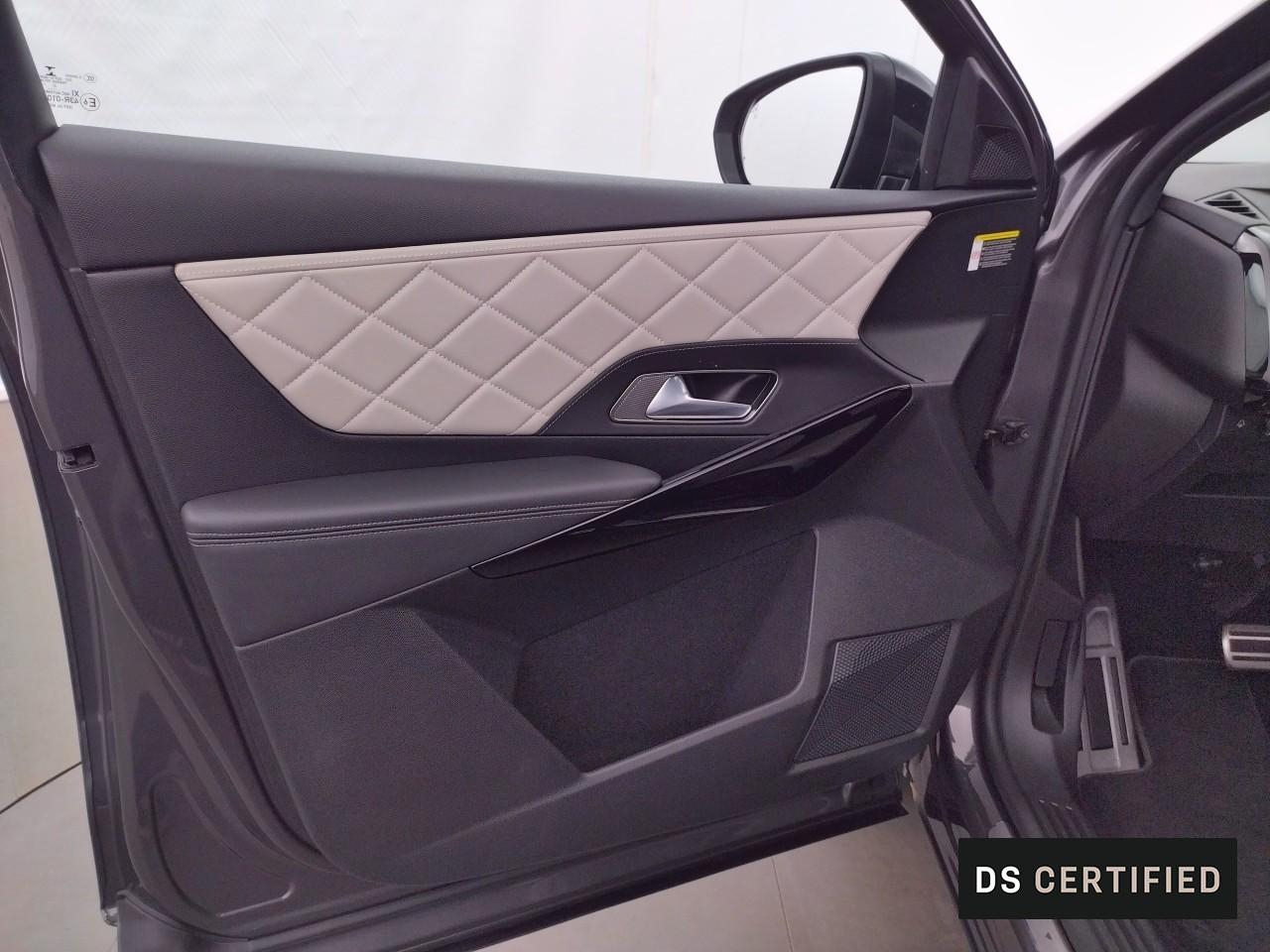 Ds Ds 7 crossback crossback hybride e-tense 225 eat8 ligne noire — photo 23