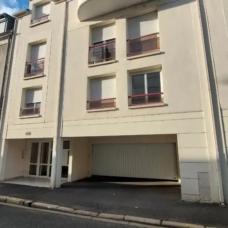 Garage et parking Location Tours 90€