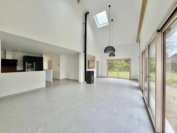 Maison de plain-pied 5 pièces 118 m²